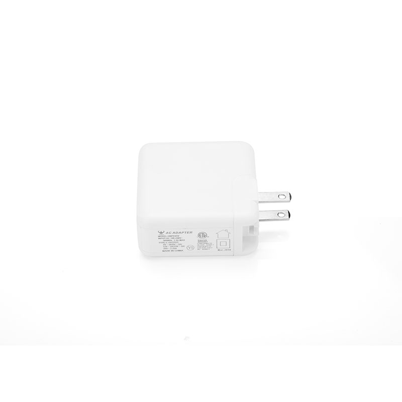 30W-PD charger with US Plug